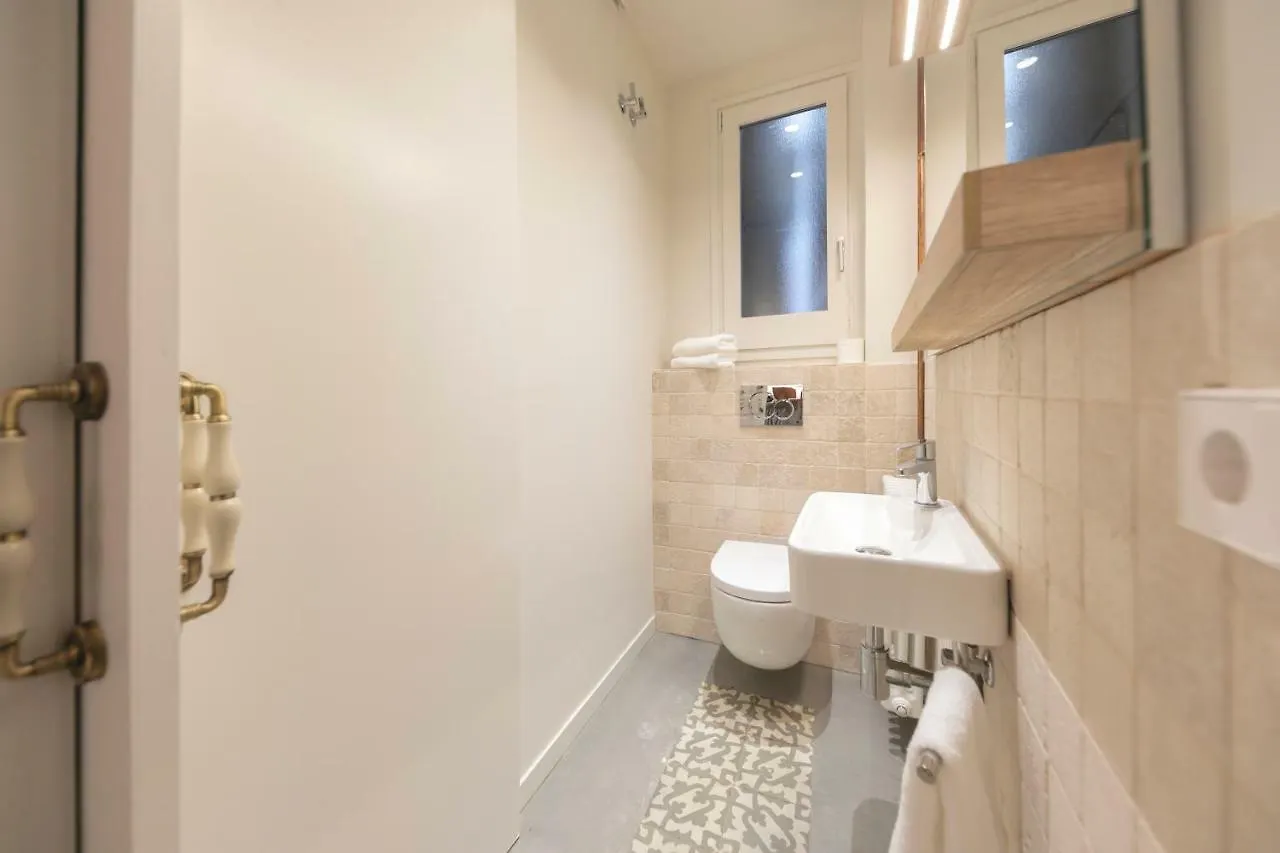 Bravissimo Mercaders, Beautiful 3 Bedroom Apartment Girona