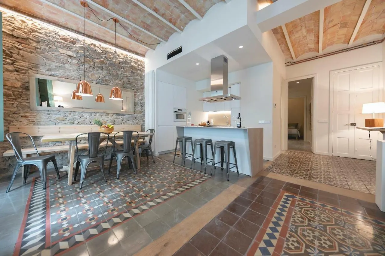 Bravissimo Mercaders, Beautiful 3 Bedroom Apartment Girona